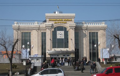 Когда в Киеве достоят вокзал на Дарнице