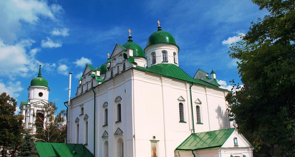 Соседи убитой монахини: 