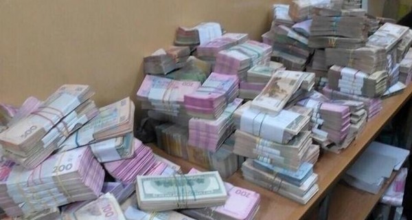 В Киеве прокуратура разыскала 3,5 миллиона долларов