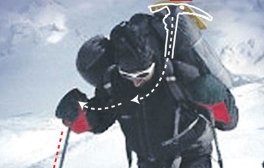 Альпинист выжил после прямого попадания молнии 