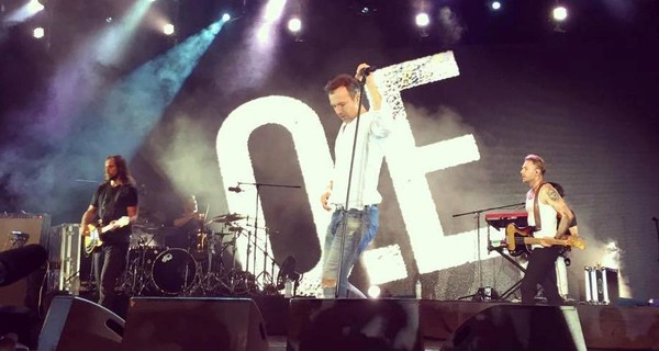 В новом клипе 