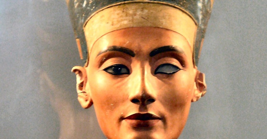 Ученые заявили, что нашли потерянную в веках гробницу красавицы Нефертити