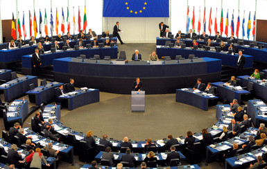 В Европарламенте пригрозили России отключением от SWIFT
