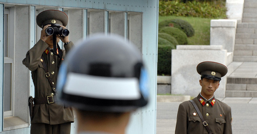 Из КНДР обстреляли позиции Южной Кореи: обстановка накалена до предела 