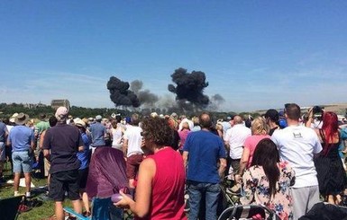 На авиашоу в Великобритании разбился самолет