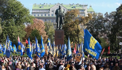 Как в Киеве проходит Марш УПА во время пандемии коронавируса