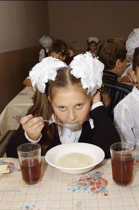 Донецкие школьники будут голодать? 