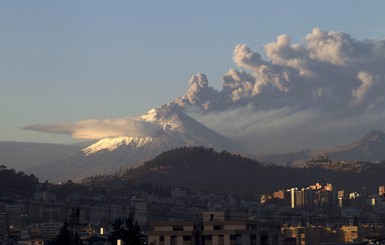 В Эквадоре впервые за 140 лет проснулся вулкана Котопахи
