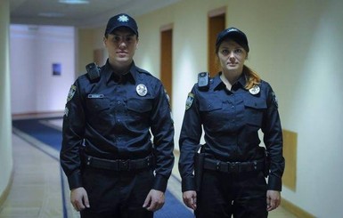 Соцсети: во Львове  девушка устроила гонки с полицией и напала на патрульную