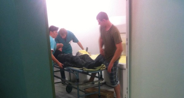 В госпиталь МВД продолжают привозить раненных