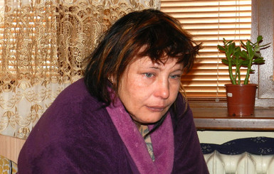 Мать сожженной Оксаны Макар судят за кражу детских вещей  