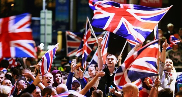 Соцопрос британцы поддерживают выход из ЕС 