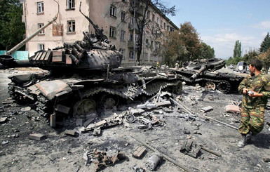 В ООН подсчитали жертв войны в Донбассе - почти 8 тысяч человек 