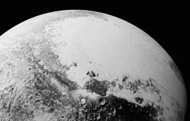 В NASA опубликовали новые высококачественные снимки Плутона
