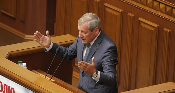 Рада никак не может уволить вице-премьера Валерия Вощевского