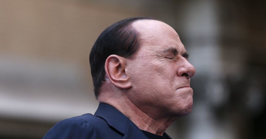 Сильвио Берлускони запретили ездить в Украину