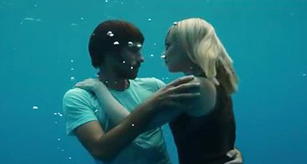 Бейонсе представила новый клип, который снимали под водой