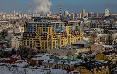 Киевские депутаты требуют снести лишние этажи 