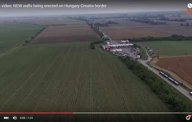 Беспилотник снял километровые очереди и новый забор на границе Венгрии и Хорватии
