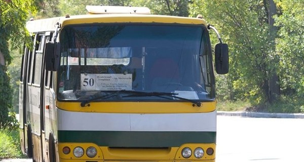 Омельченко: Новые автобусы и отказ от светофоров избавят Киев от пробок