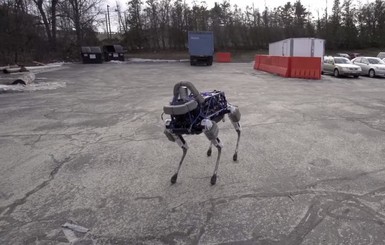 Американские солдаты провели учения с военными роботами