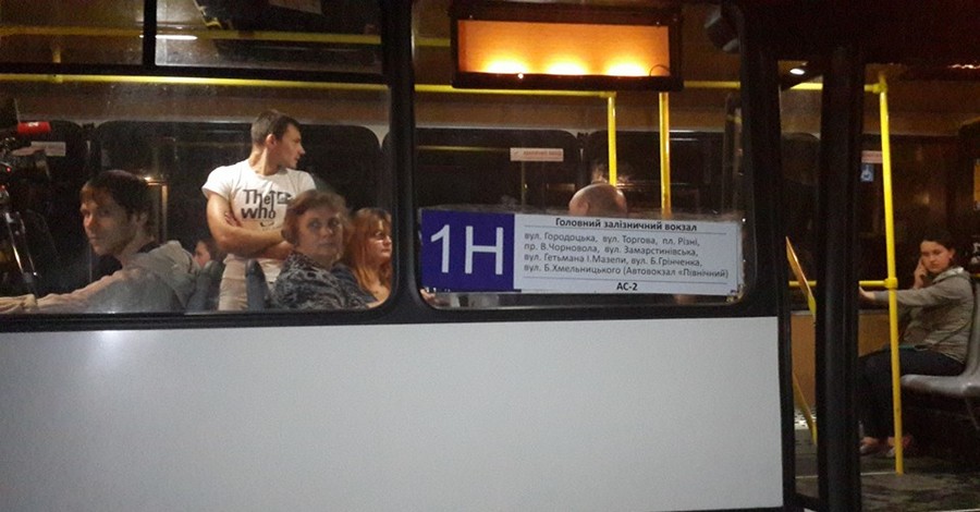 Во Львове ночные автобусы будут ходить до Нового года