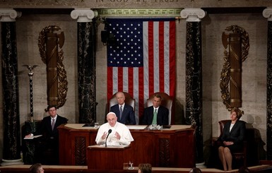 Папа Римский призвал не молчать о торговле оружием