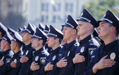 В Харькове 800 полицейских приняли присягу