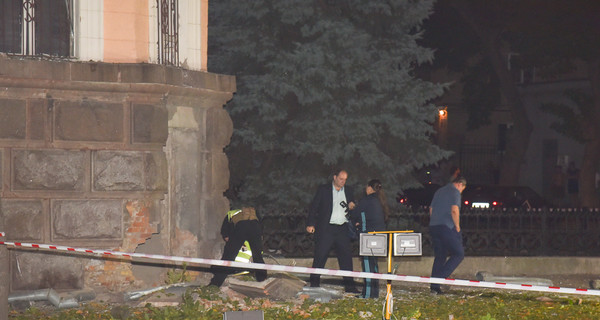Подробности взрыва в Одессе: взрывчатку подложили у запасного выхода из СБУ