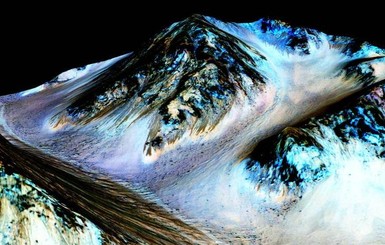 На Марсе нашли жидкую воду и, возможно, жизнь