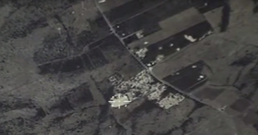 Минобороны России показало новое видео бомбардировки Сирии