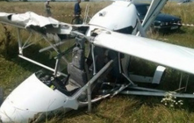 На Львовщине  разбился легкомоторный самолет: пилот и пассажир погибли