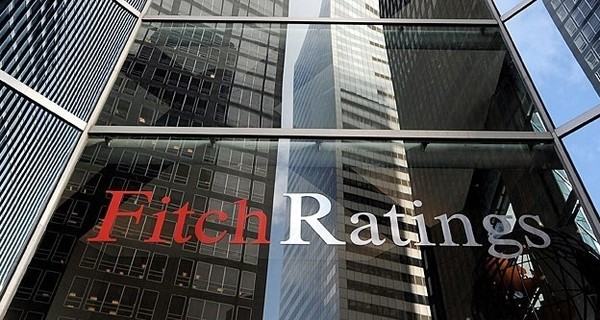 Fitch понизило кредитный рейтинг Украины до ограниченного дефолта