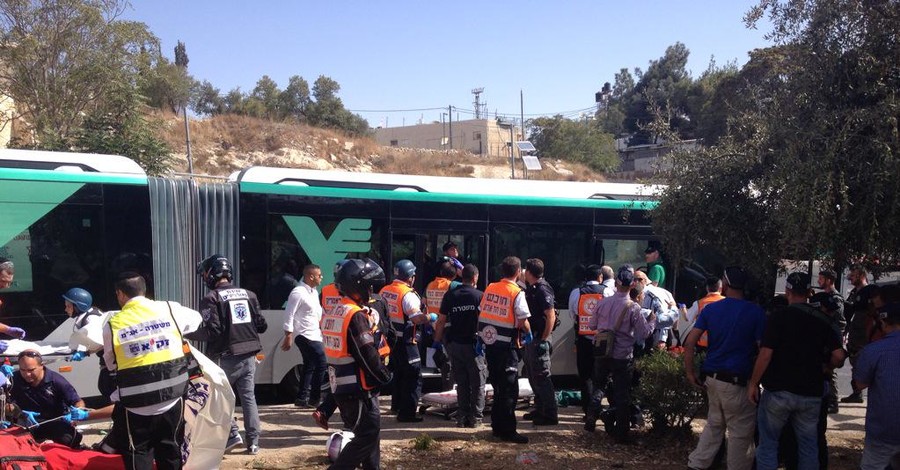 В Израиле за час ранено более 20 прохожих, трое скончались 
