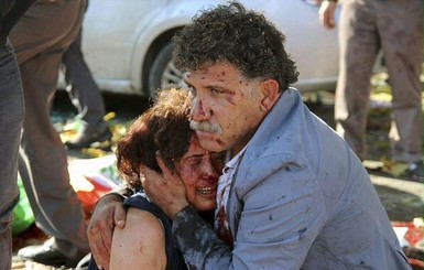 Турецким СМИ официально запретили писать о теракте в Анкаре