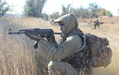 Штаб АТО сообщил об обстреле в районе Песок, ранен военный