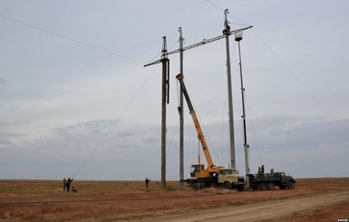 СМИ: на Чонгаре взорвали электроопоры, которые поставляют электроэнергию в Крым 