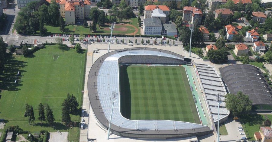 Словенцы тоже выбрали фартовый стадион
