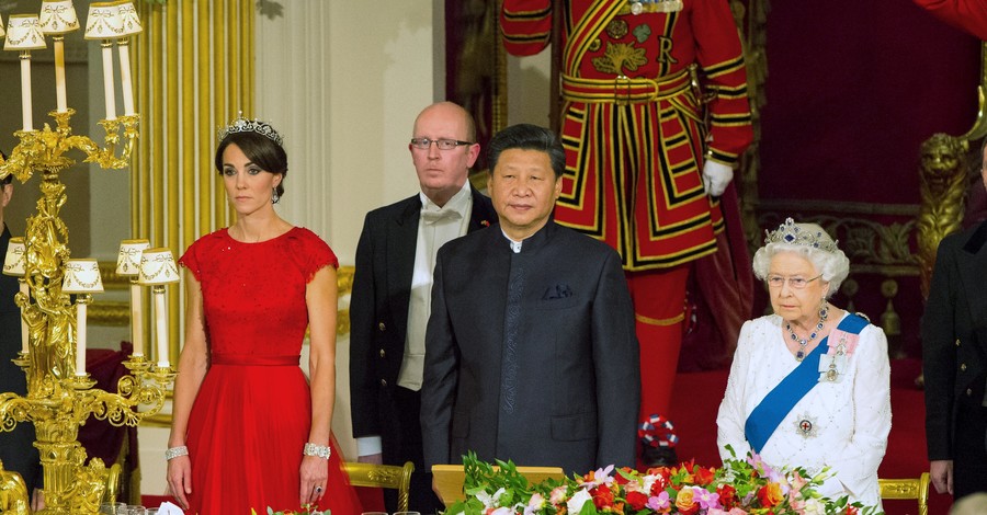 Ради президента Китая Кейт Миддлтон третий раз в жизни надела тиару