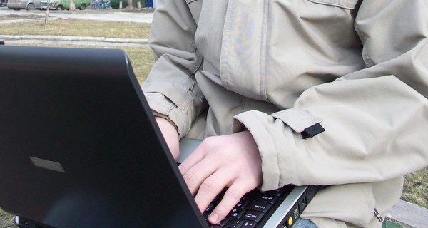 Во Львове школьникам и студентам добавили бесплатного доступа к Интернету
