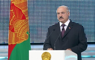 Лукашенко назвал нобелевскую лауреатку плохим сыном отечества