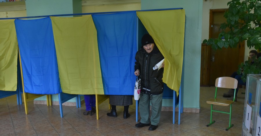 В Киеве жена закрыла мужа в квартире, чтоб не пустить на выборы