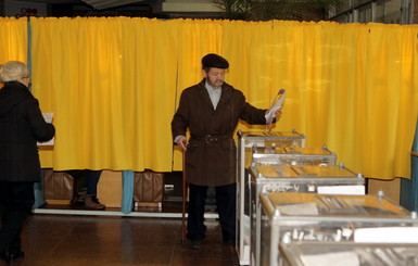 На многих избирательных участках Днепропетровска зафиксированы нарушения – Станислав Жолудев 
