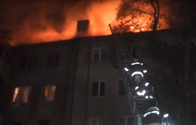 Дом в центре Харькова мог загореться из-за бомжей