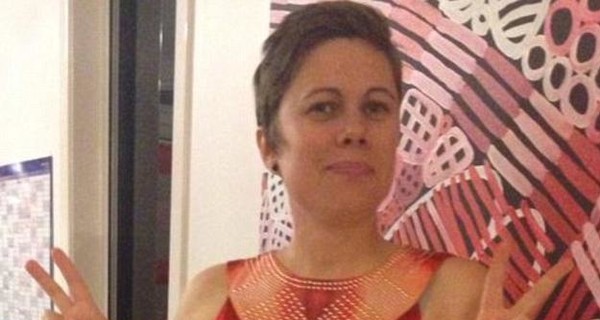 Хитом интернета стало платье за $219 с узором, напоминающим женские гениталии