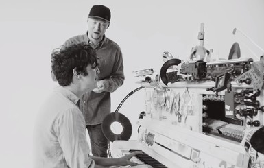 Бумбокс и Pianoбой записали кавер на легендарную песню Джона Леннона 