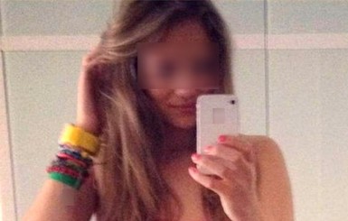 Война в соцсетях: в России поссорившиеся школьницы выложили в Интернет обнаженные снимки друг друга