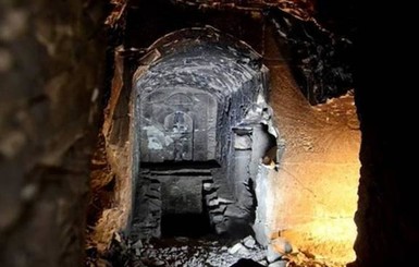 Египет открыл древние гробницы в надежде привлечь туристов