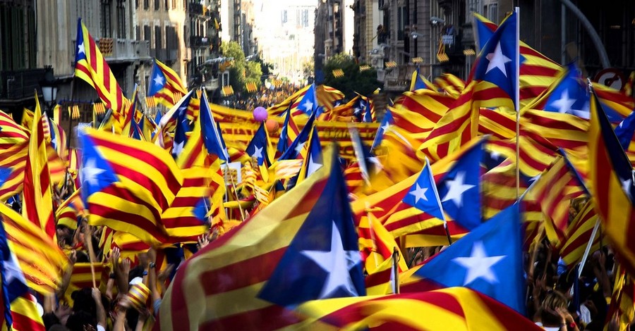 Каталония приняла резолюцию о независимости