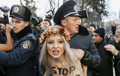 Инна Шевченко удивлена словами о том, что под Радой были ненастоящие Femen 